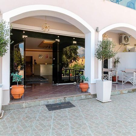 Porto Marina Aparthotel กูเวีย ภายนอก รูปภาพ