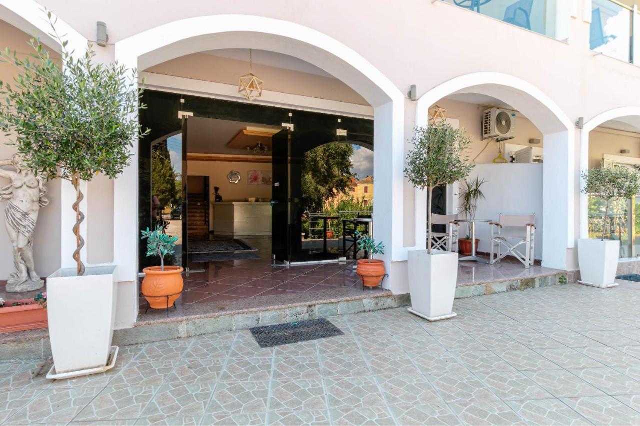 Porto Marina Aparthotel กูเวีย ภายนอก รูปภาพ