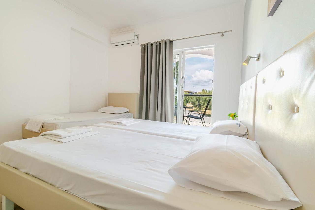 Porto Marina Aparthotel กูเวีย ภายนอก รูปภาพ